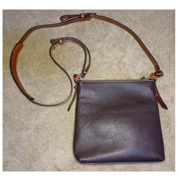 Dooney & Bourke Pebble Grain Letter Carrier Bag - Picture 5 of 7